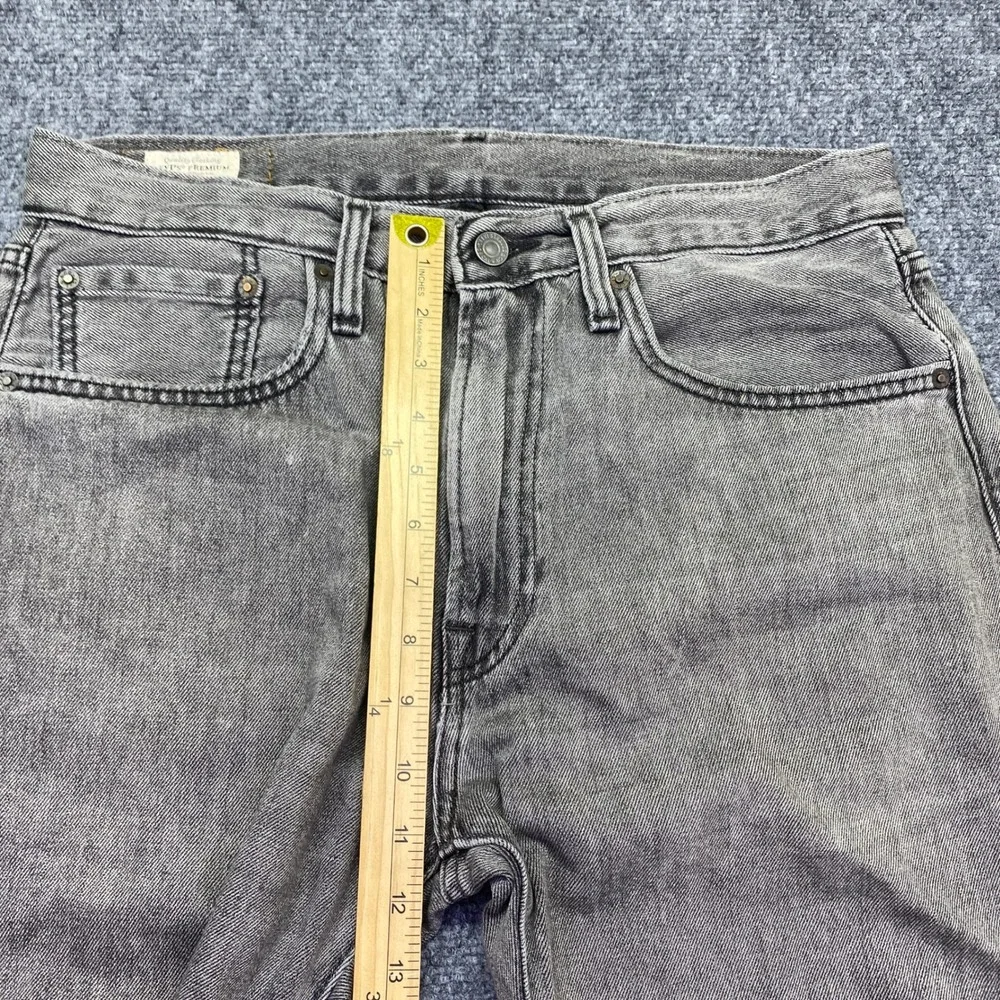 Levis measurements waist